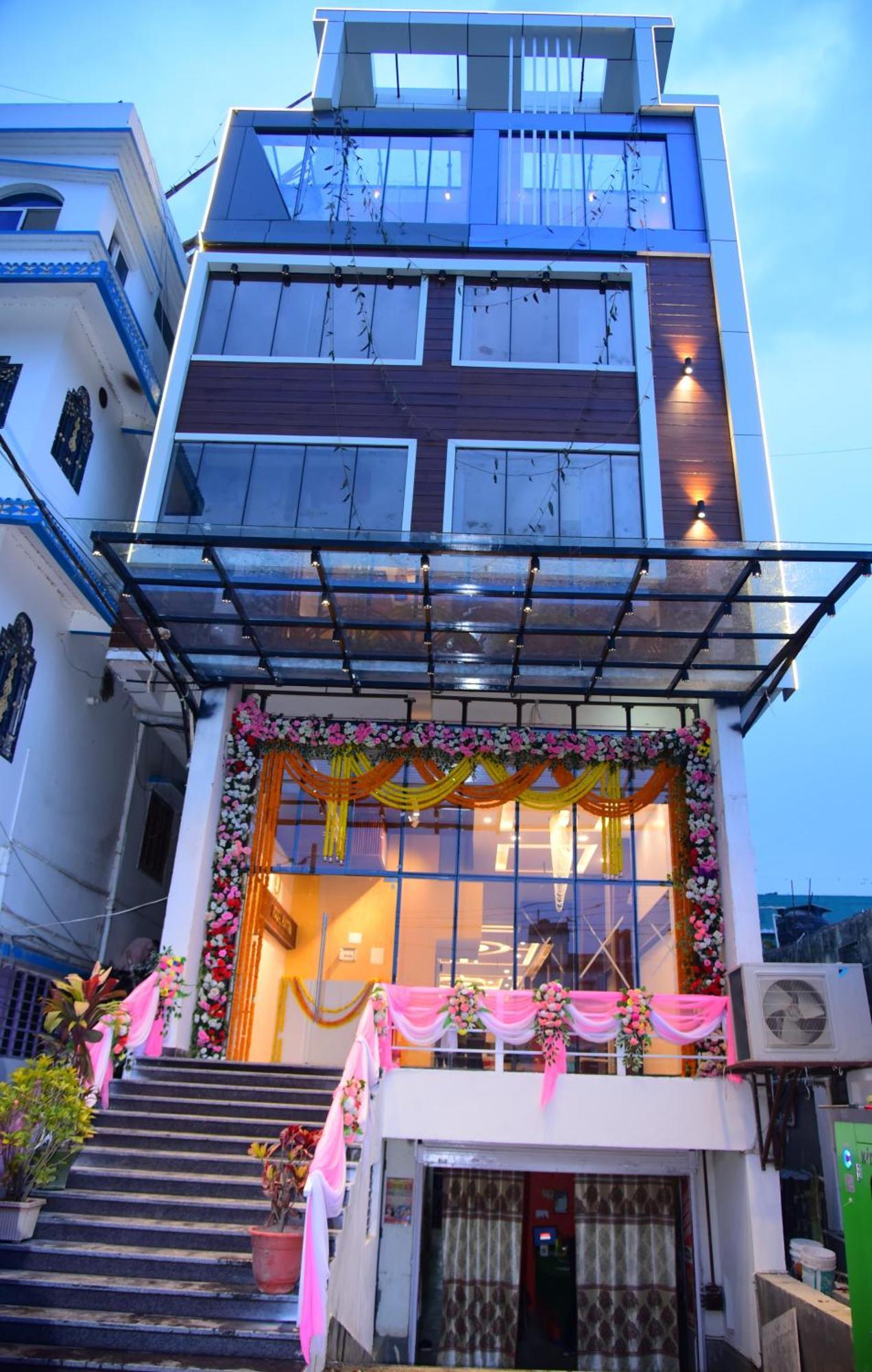 Hotel Pavitra Purnia Esterno foto