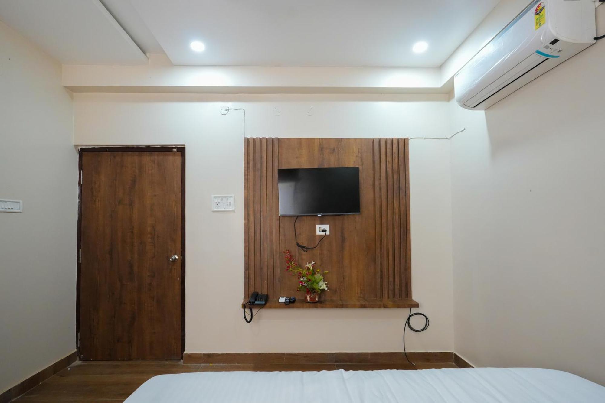 Hotel Pavitra Purnia Esterno foto